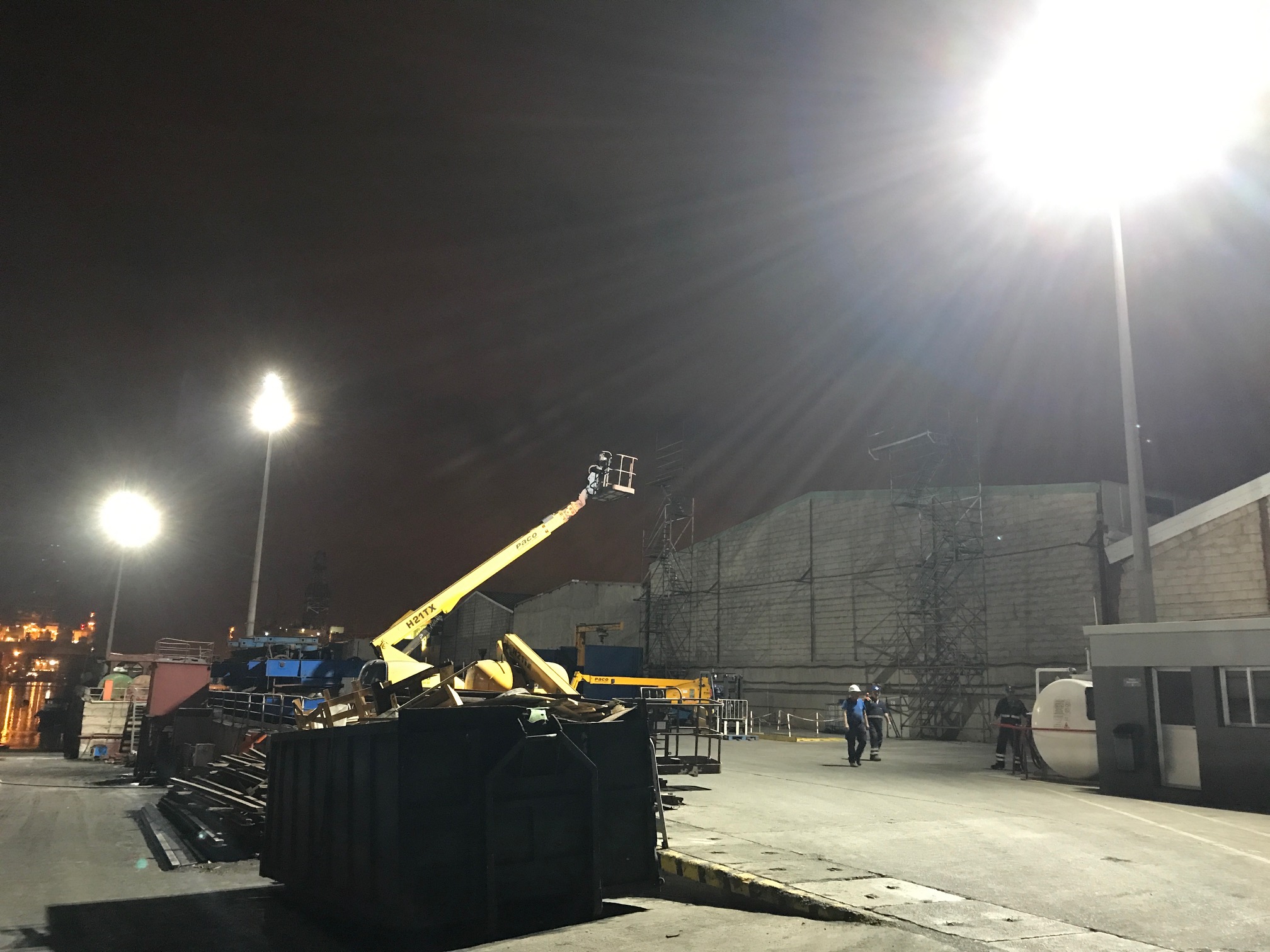Iluminación LED industrial en Zamakona Yards Islas Canarias