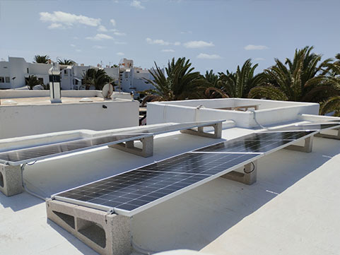 Autoconsumo fotovoltaico en Urbanización La Suerte