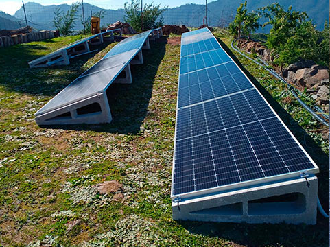 instalacion-paneles-solares-en-retamar