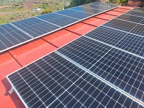 Instalacion fotovoltaica Bentaguaire