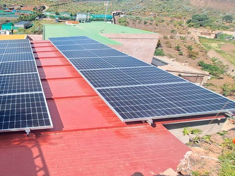 Instalacion de paneles solares Bentaguaire