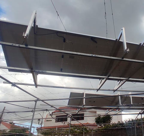instalacion-paneles-solares-roger-bradley