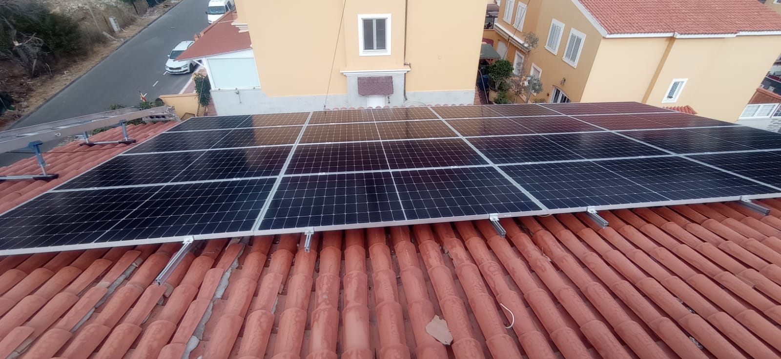 Instalación solar Huerta de las Mimosas